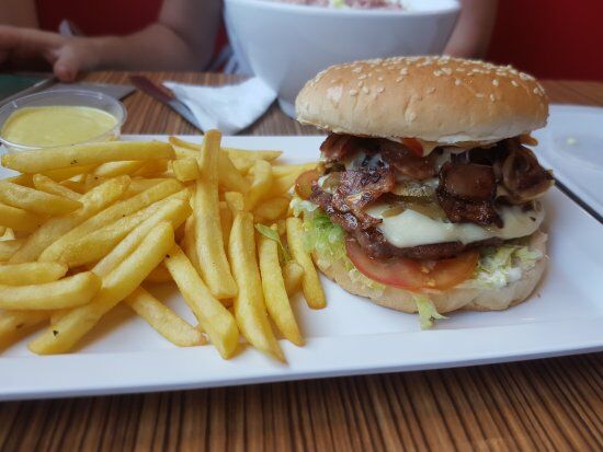 Diner Dennys Roy