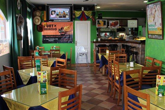 Asadero de Pollos y Areperia Punto Sabroso
