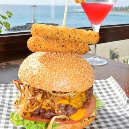 Lucky 7's Burger Joint