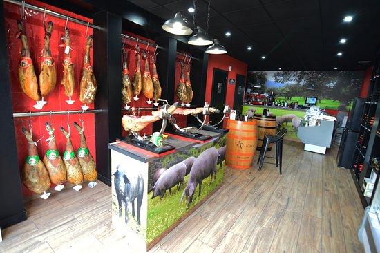 Jamonería Iberic HAM Factory
