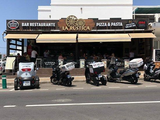 La Rustica Pizza y Pasta