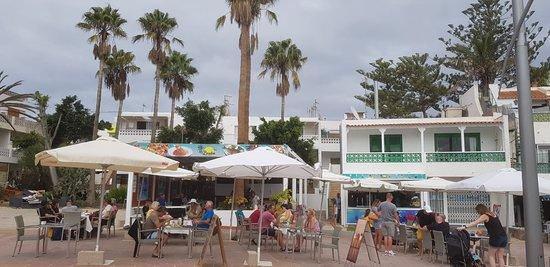 Paradise Lounge & Bar