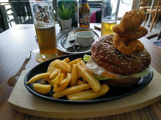 Mojo Burger