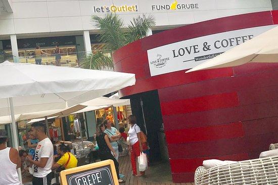 Love & Coffee