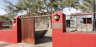 Casa Saturninita