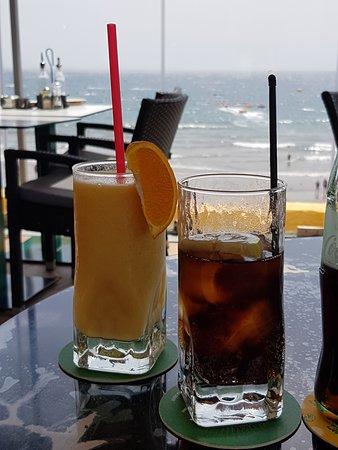 Canary Lounge