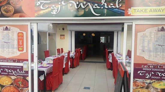 Taj Mahal Indian Tandoori Restaurant