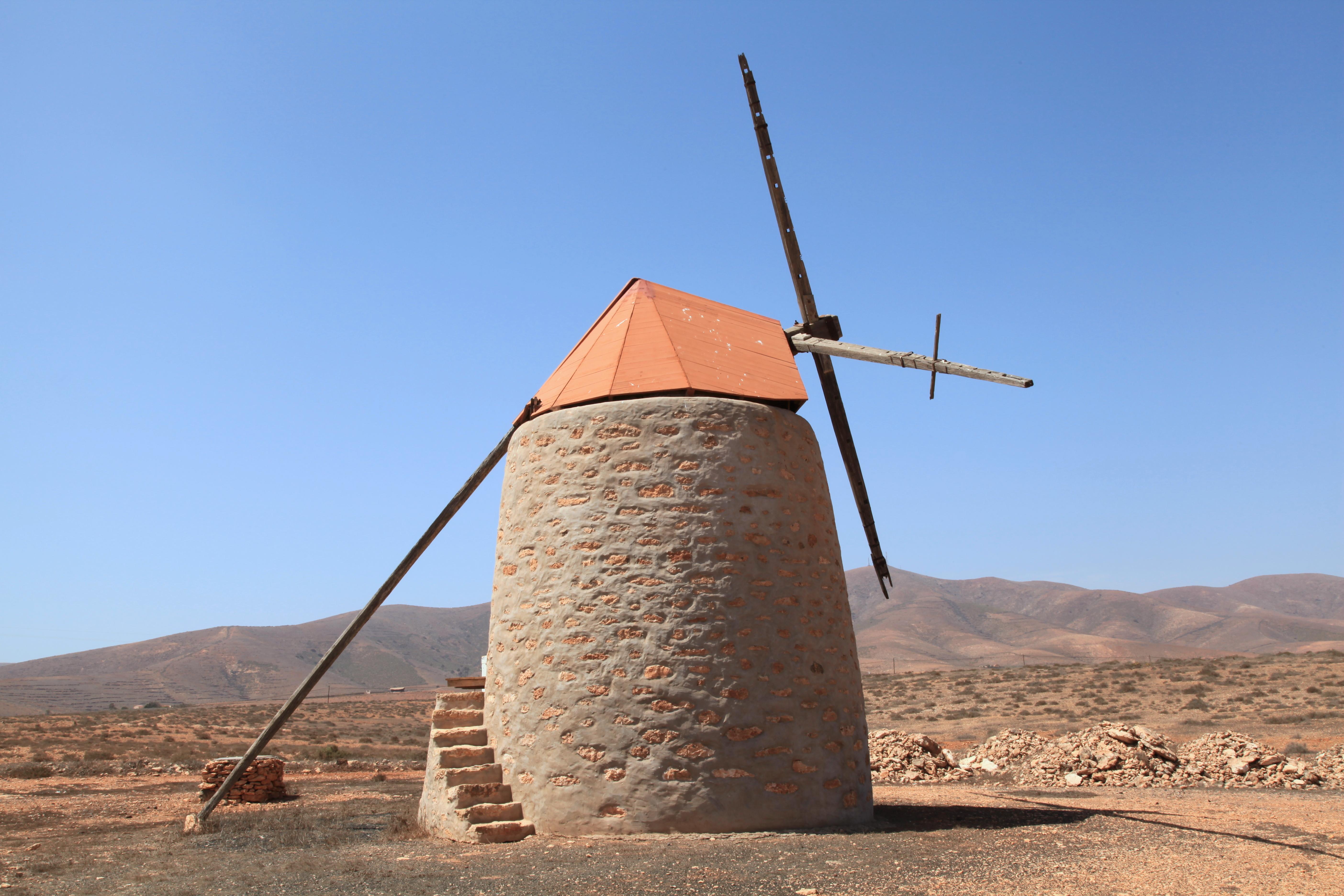 Windmill at Lugar Teguitar