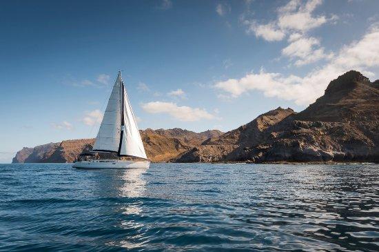 Karolka Yacht Charter