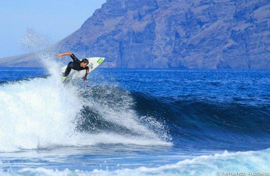 Blackstone Tenerife surf camp