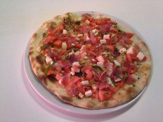 Bar Pizzeria La Botellita