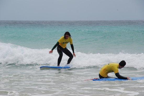 Amanay Surf School