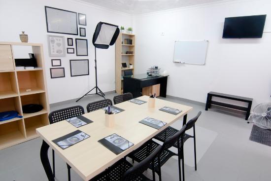 R&D living education