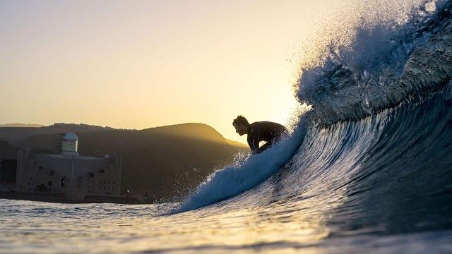 Buen Surf School