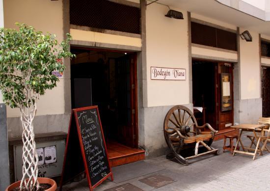 Bodegon Viana