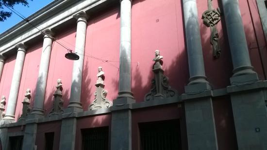 el Museo de Bellas Artes de Santa Cruz de Tenerife