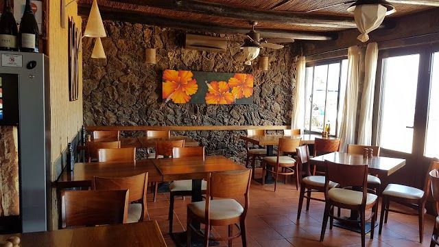 Waikiki Beach Club