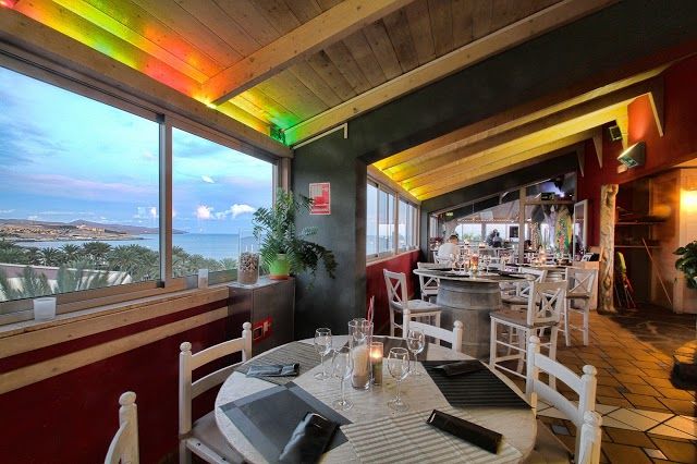 B Side Cafe