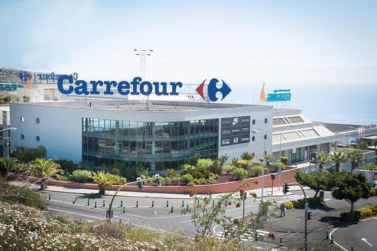 Carrefour Commercial Center